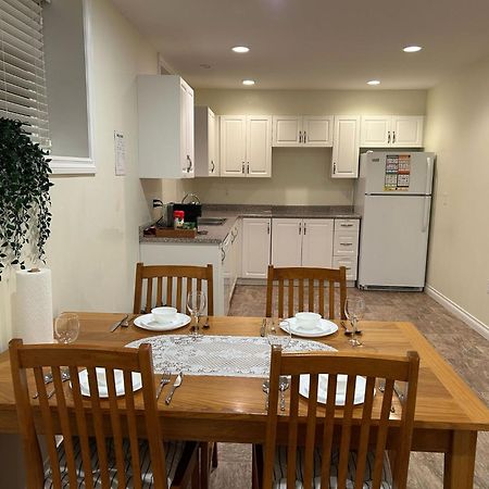 A Private Suite In Port Moody Kültér fotó